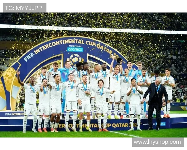 历史上最伟大的足球明星排名与成就回顾