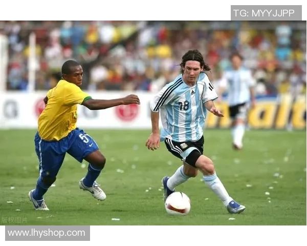 各类足球明星精彩瞬间照片集锦展现他们的风采与魅力